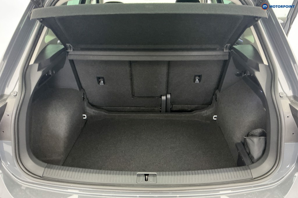 Volkswagen Tiguan Active Manual Petrol SUV - Stock Number (1586380) - 3rd supplementary image