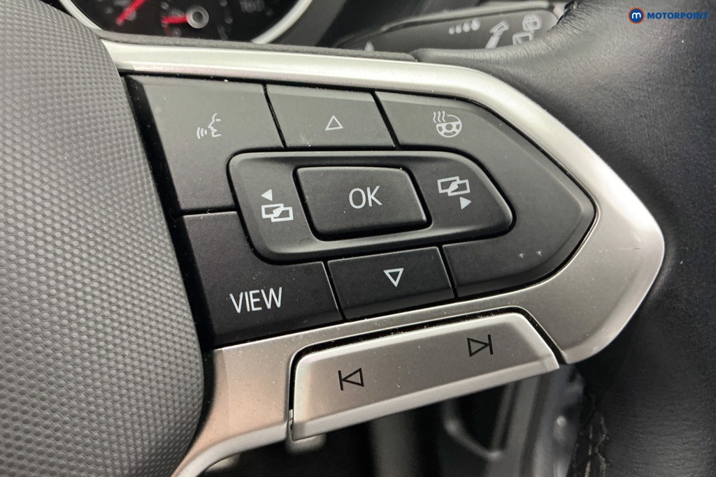 Volkswagen Tiguan Active Manual Petrol SUV - Stock Number (1586380) - 21st supplementary image