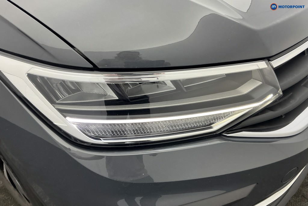 Volkswagen Tiguan Active Manual Petrol SUV - Stock Number (1586380) - 29th supplementary image