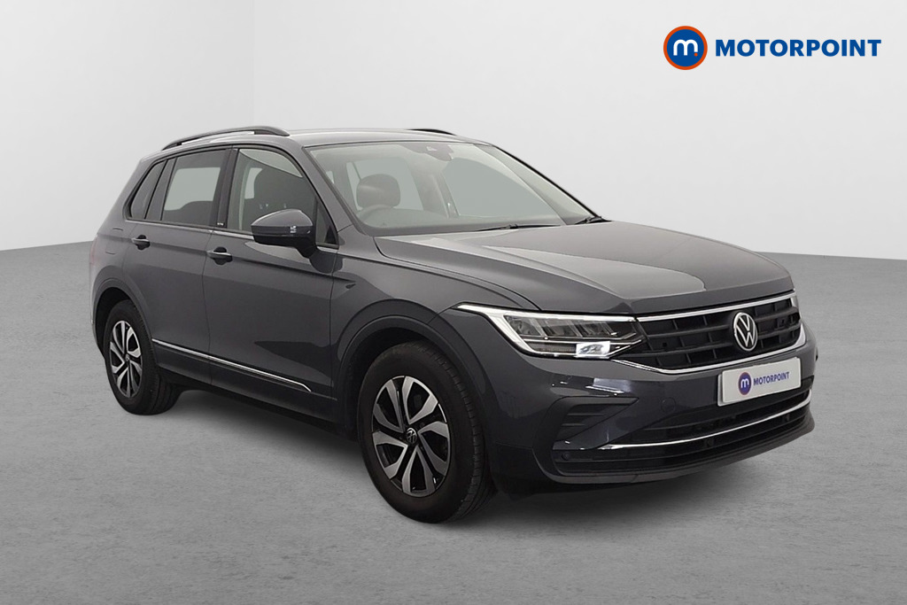 Volkswagen Tiguan Active Manual Petrol SUV - Stock Number (1586380) - Drivers side front corner