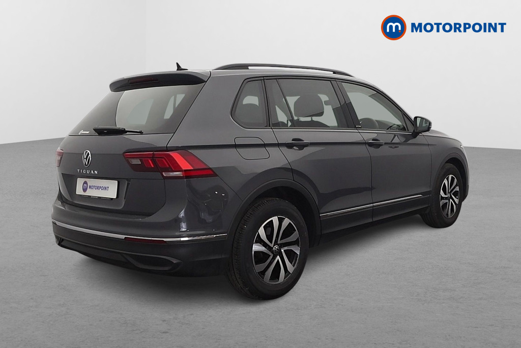 Volkswagen Tiguan Active Manual Petrol SUV - Stock Number (1586380) - Drivers side rear corner