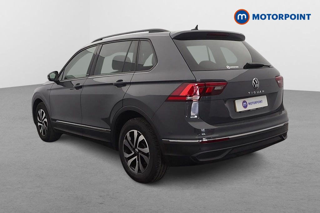 Volkswagen Tiguan Active Manual Petrol SUV - Stock Number (1586380) - Passenger side rear corner