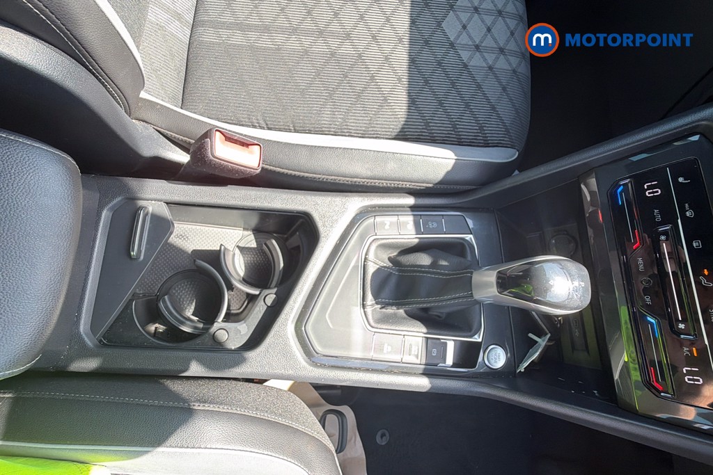 Volkswagen Tiguan R-Line Automatic Petrol SUV - Stock Number (1596594) - 25th supplementary image