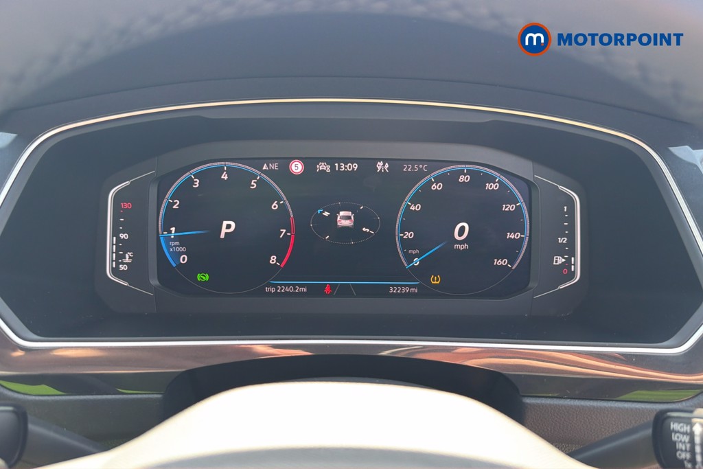 Volkswagen Tiguan R-Line Automatic Petrol SUV - Stock Number (1596594) - 42nd supplementary image