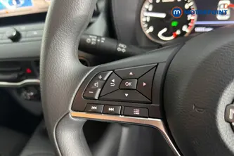 Nissan Juke Acenta Premium Manual Petrol SUV - Stock Number (1621198) - 4th supplementary image