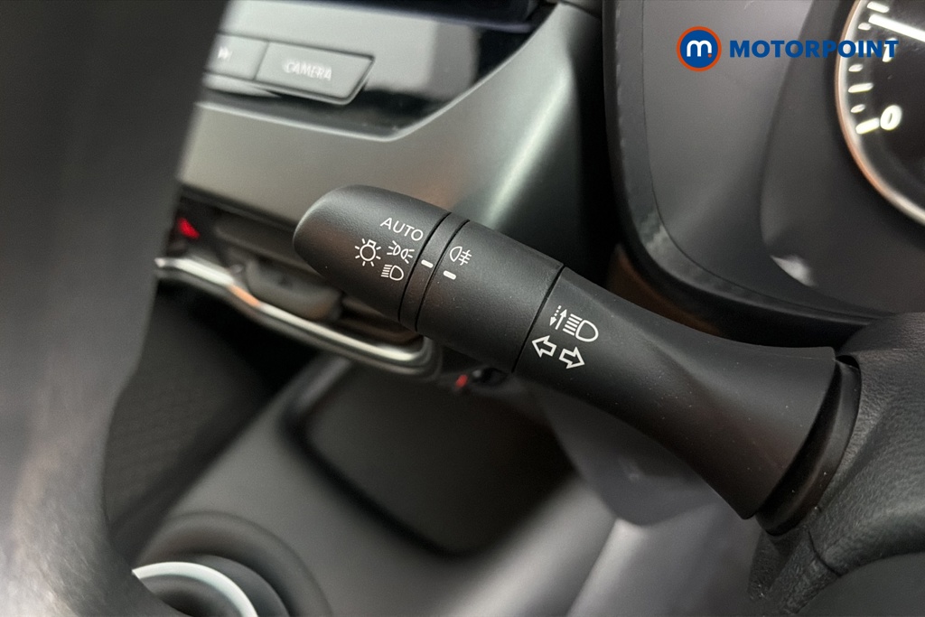 Nissan Juke Acenta Premium Manual Petrol SUV - Stock Number (1621198) - 5th supplementary image