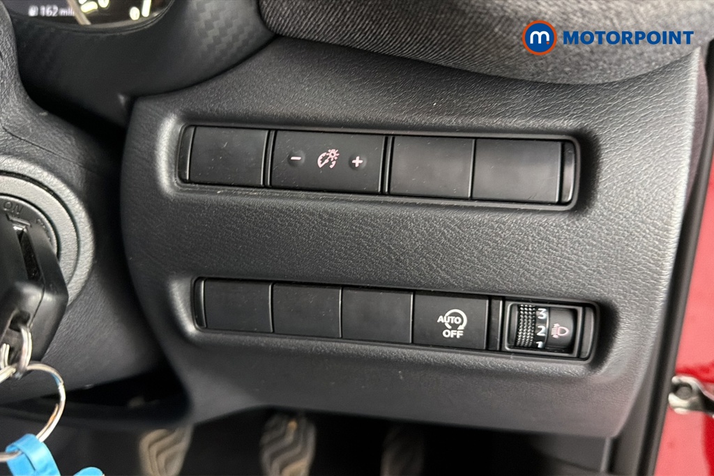 Nissan Juke Acenta Premium Manual Petrol SUV - Stock Number (1621198) - 11th supplementary image