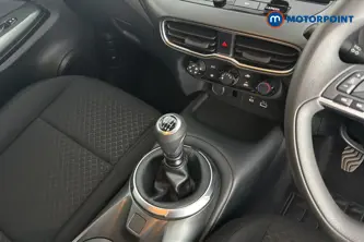 Nissan Juke Acenta Premium Manual Petrol SUV - Stock Number (1621198) - 15th supplementary image