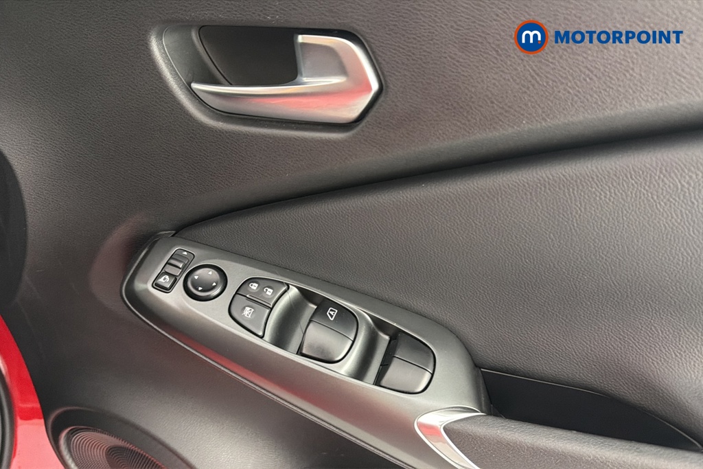 Nissan Juke Acenta Premium Manual Petrol SUV - Stock Number (1621198) - 19th supplementary image