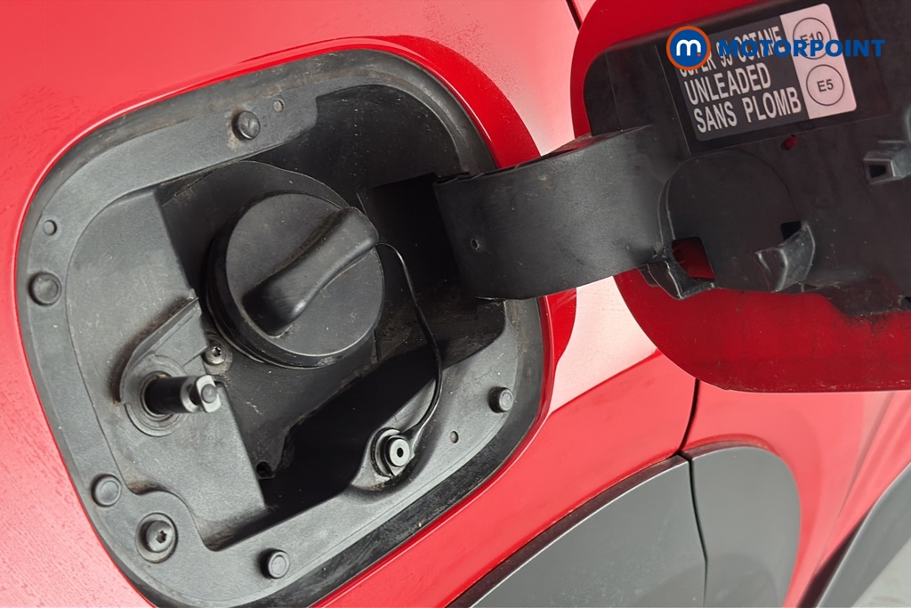 Nissan Juke Acenta Premium Manual Petrol SUV - Stock Number (1621198) - 41st supplementary image