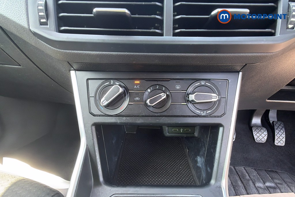 Volkswagen Polo Life Manual Petrol Hatchback - Stock Number (1631813) - 21st supplementary image