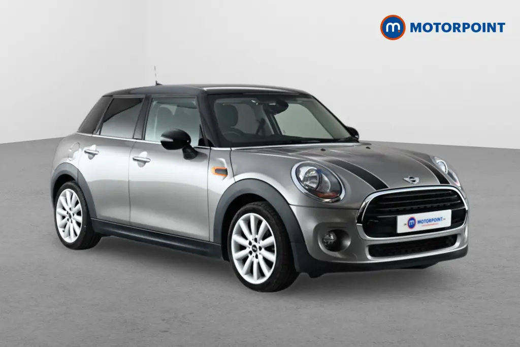 MINI HATCHBACK