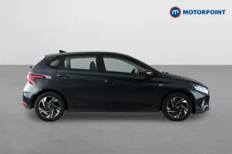 Hyundai I20 Se Connect Automatic Petrol Hatchback - Stock Number (1637244) - Drivers side