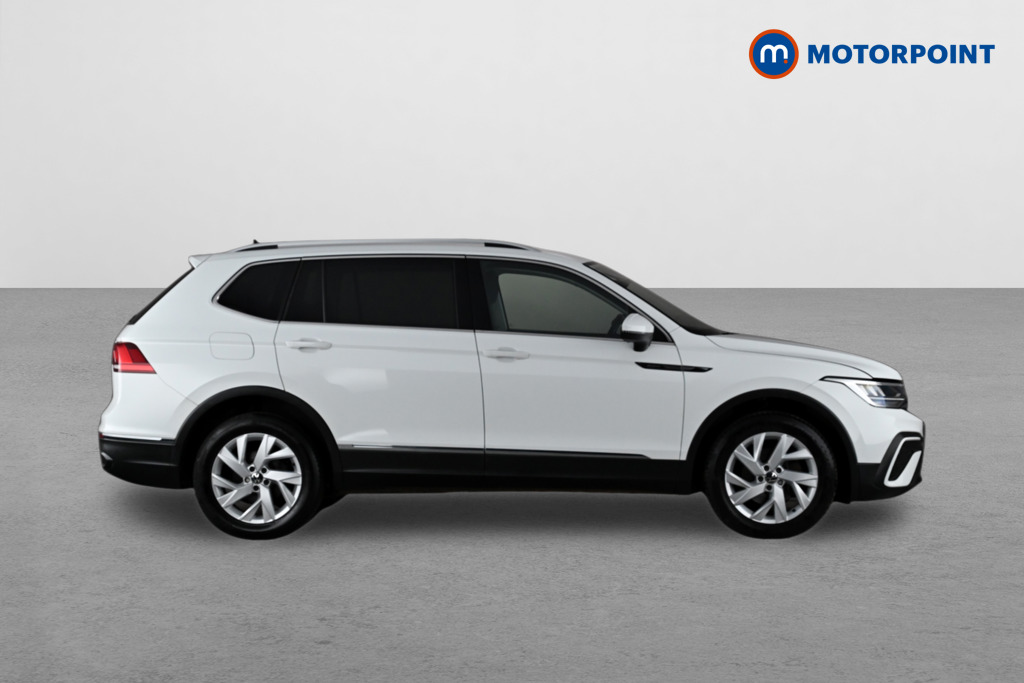 Volkswagen Tiguan Allspace Life Automatic Petrol SUV - Stock Number (1637510) - Drivers side