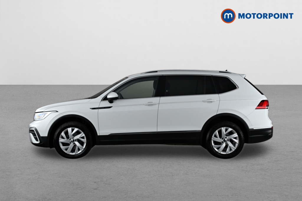 Volkswagen Tiguan Allspace Life Automatic Petrol SUV - Stock Number (1637510) - Passenger side