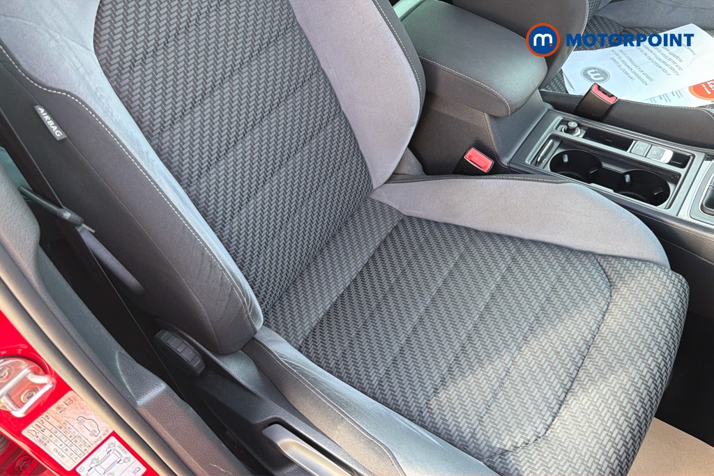 Volkswagen Golf R-Line Manual Petrol Hatchback - Stock Number (1637889) - 22nd supplementary image