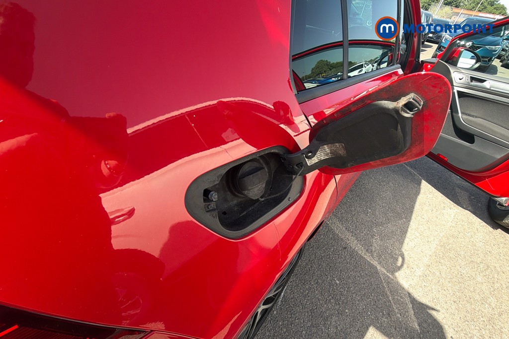 Volkswagen Golf R-Line Manual Petrol Hatchback - Stock Number (1637889) - 41st supplementary image