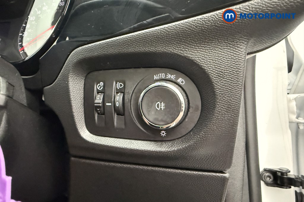 Vauxhall Corsa Design Manual Petrol Hatchback - Stock Number (1641549) - 17th supplementary image