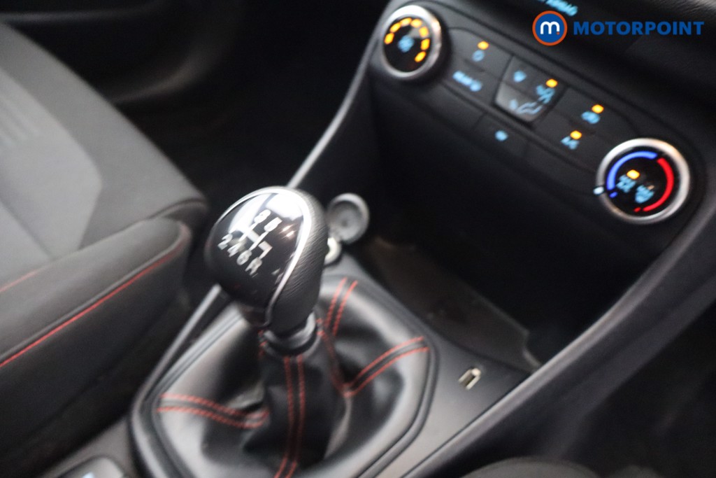 Ford Fiesta St-Line Manual Petrol Hatchback - Stock Number (1642156) - 4th supplementary image
