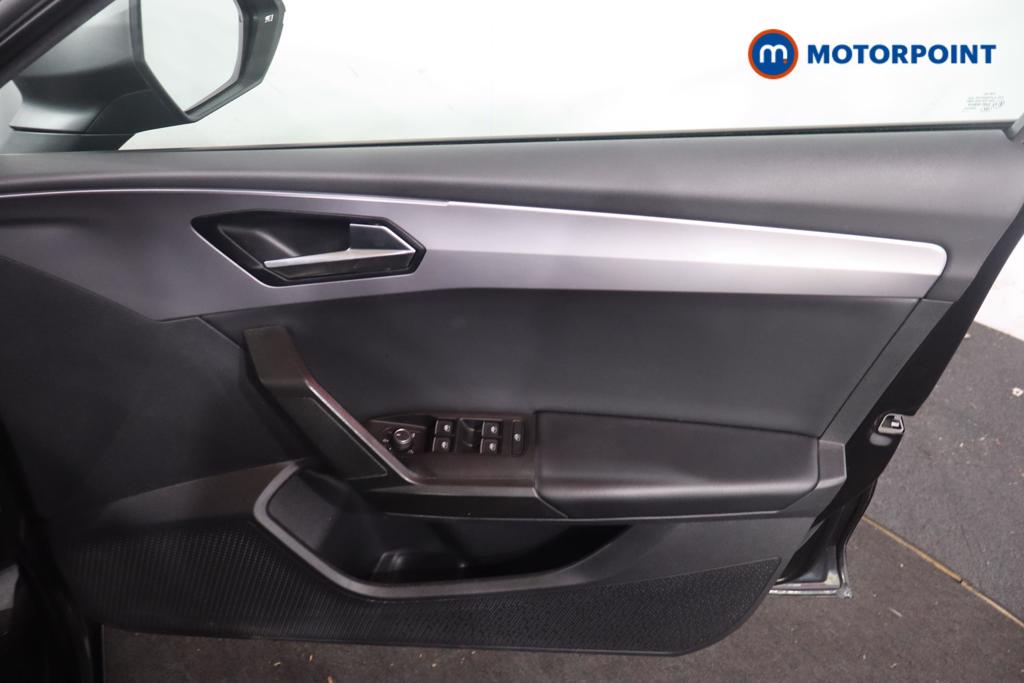 Seat Leon FR Manual Petrol Estate - Stock Number (1644899) - 4th supplementary image