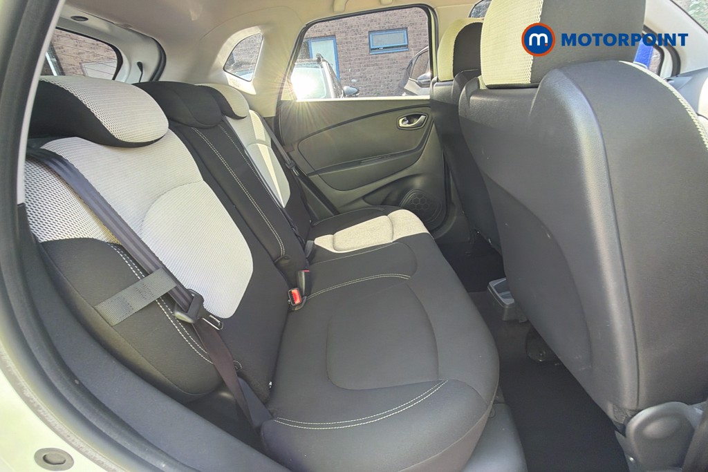 Renault Captur Iconic Automatic Petrol SUV - Stock Number (1646631) - 27th supplementary image