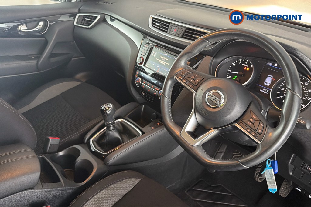 Nissan Qashqai Acenta Premium Manual Petrol SUV - Stock Number (1647156) - 2nd supplementary image
