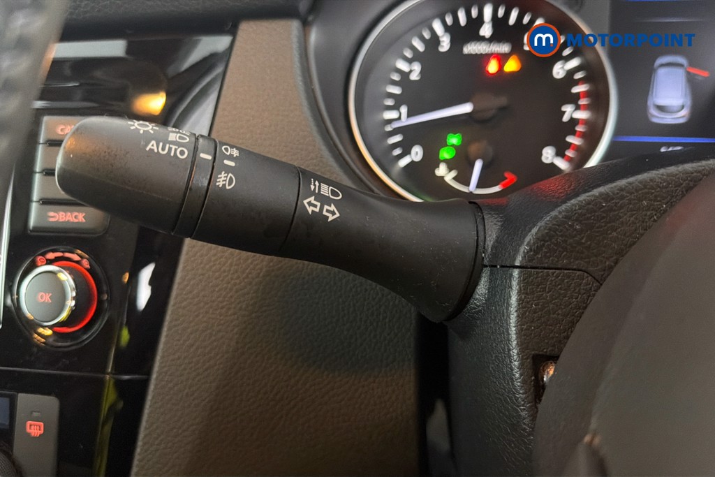 Nissan Qashqai Acenta Premium Manual Petrol SUV - Stock Number (1647156) - 6th supplementary image