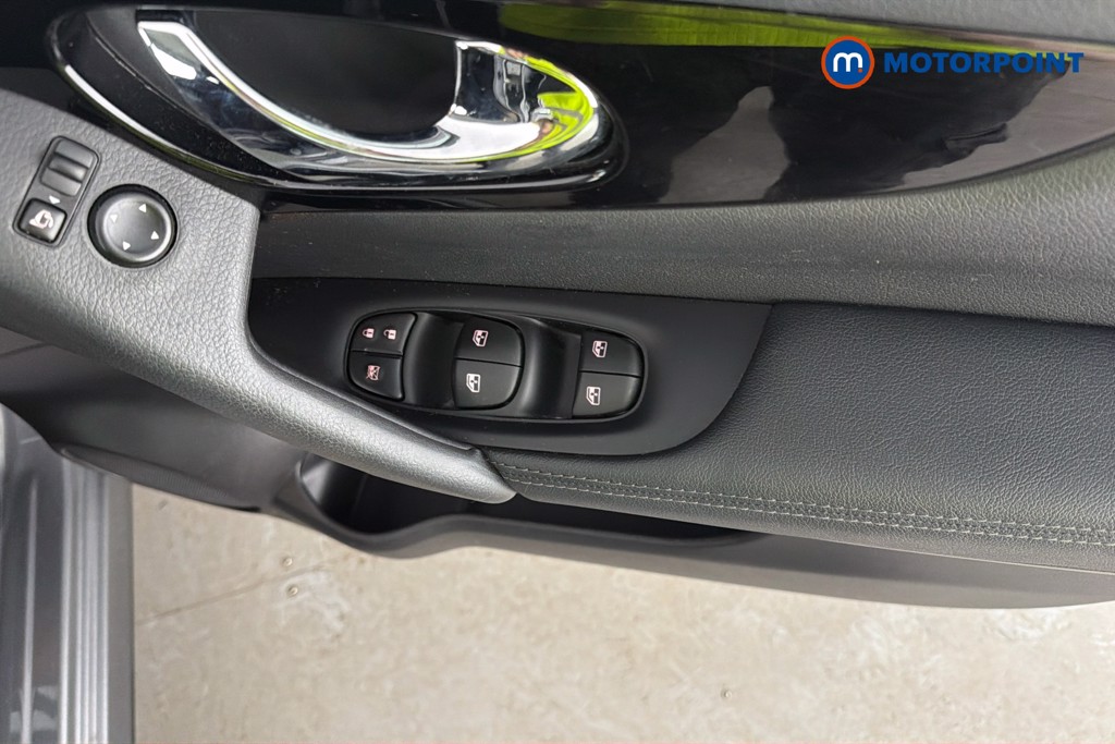 Nissan Qashqai Acenta Premium Manual Petrol SUV - Stock Number (1647156) - 20th supplementary image