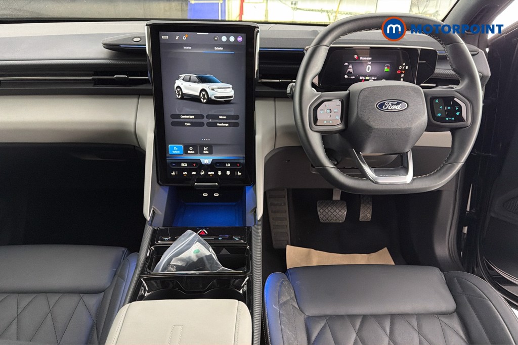 Ford Explorer Premium Automatic Electric SUV - Stock Number (1647639) - 1st supplementary image