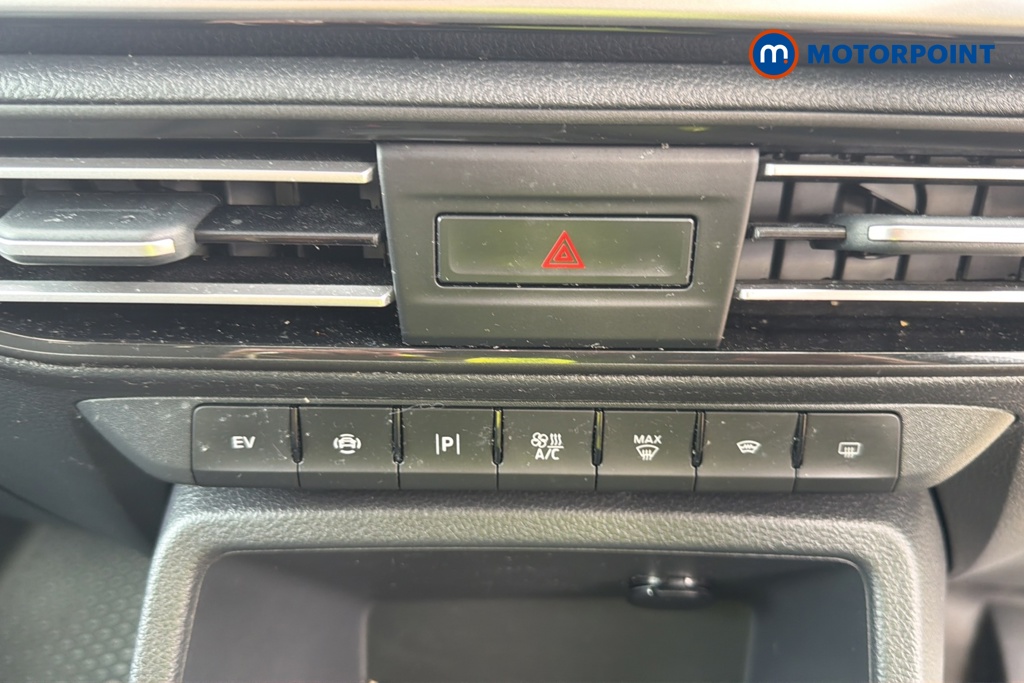 Ford Transit Connect Limited Automatic Petrol Plug-In Hybrid Panel Van - Stock Number (1647920) - 12th supplementary image