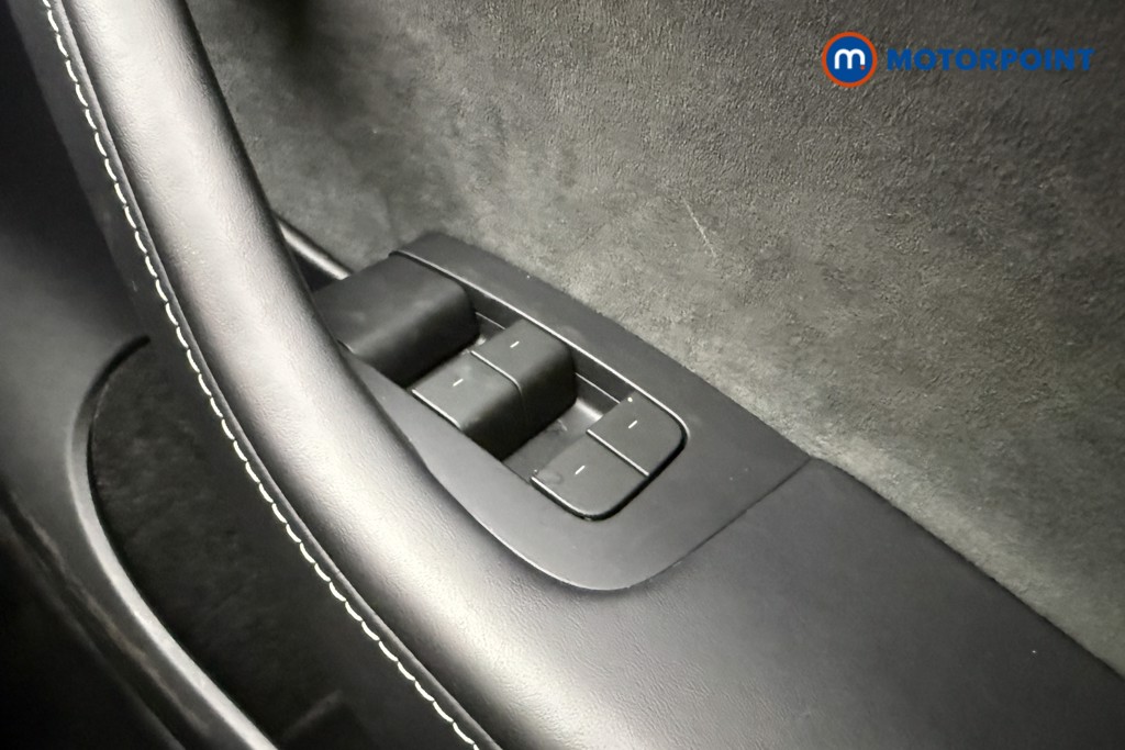Tesla Model Y Long Range Automatic Electric SUV - Stock Number (1648195) - 17th supplementary image