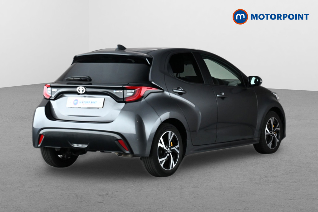 Toyota Yaris Design Automatic Petrol-Electric Hybrid Hatchback - Stock Number (1648401) - Drivers side rear corner