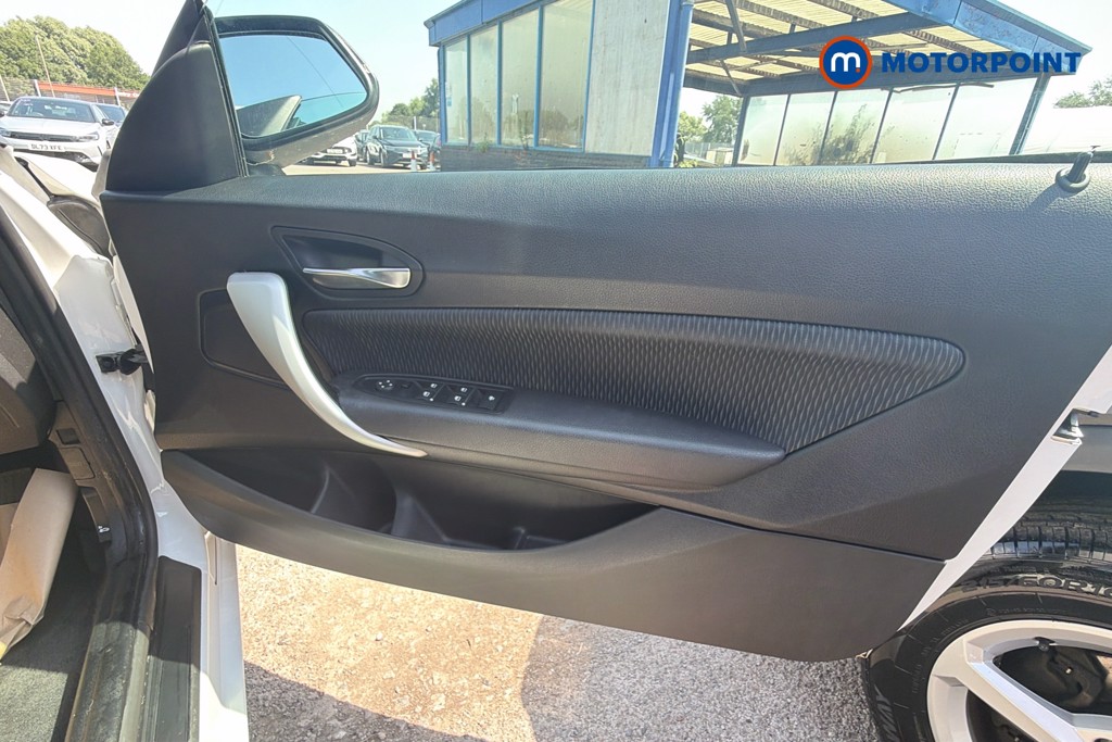 BMW 2 Series SE Manual Petrol Convertible - Stock Number (1648449) - 19th supplementary image