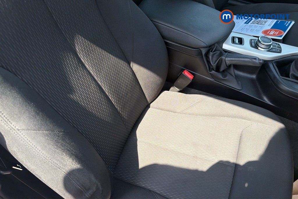 BMW 2 Series SE Manual Petrol Convertible - Stock Number (1648449) - 22nd supplementary image