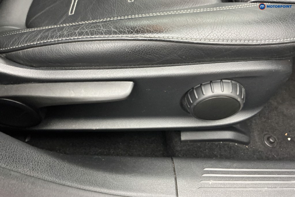 Mercedes-Benz CLA Amg Line Automatic Petrol Estate - Stock Number (1648621) - 23rd supplementary image