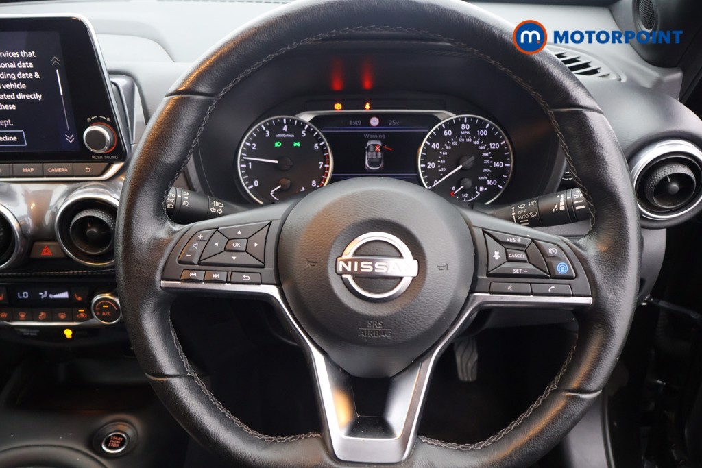 Nissan Juke Tekna Manual Petrol SUV - Stock Number (1648757) - 5th supplementary image