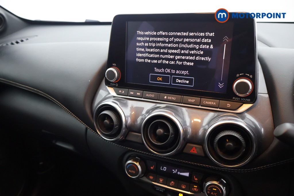 Nissan Juke Tekna Manual Petrol SUV - Stock Number (1648757) - 9th supplementary image