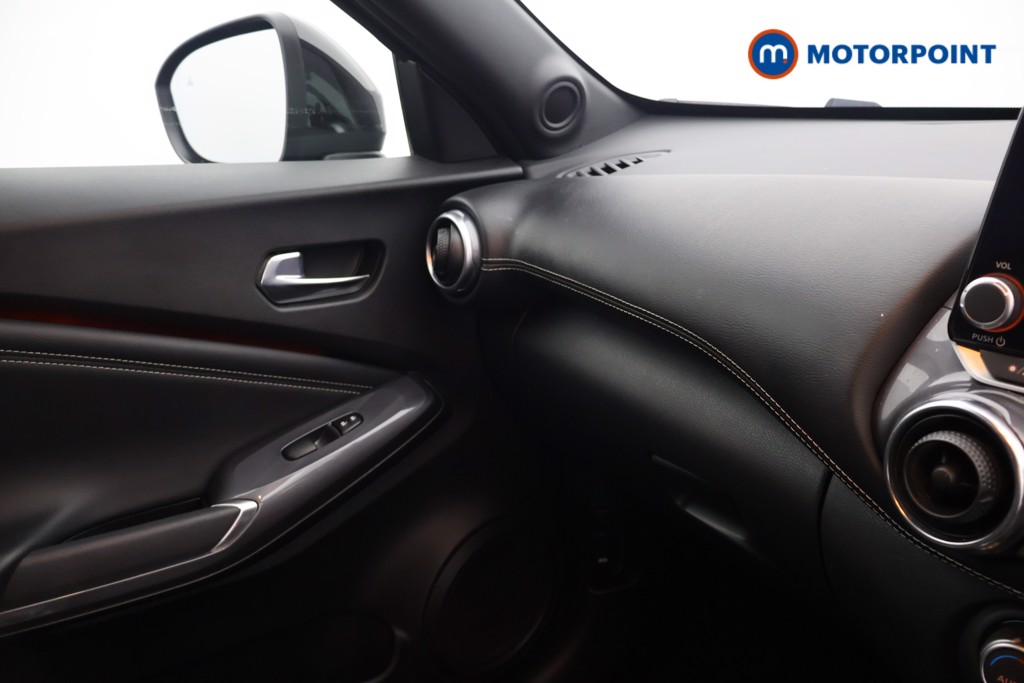 Nissan Juke Tekna Manual Petrol SUV - Stock Number (1648757) - 10th supplementary image