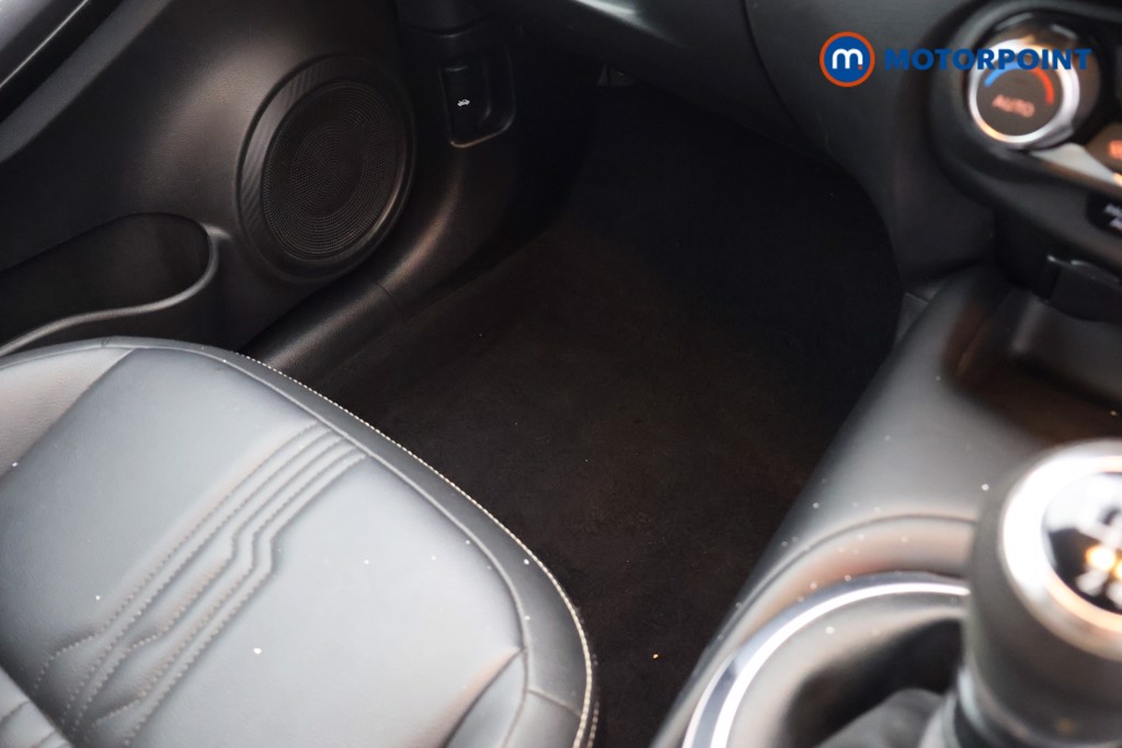 Nissan Juke Tekna Manual Petrol SUV - Stock Number (1648757) - 12th supplementary image