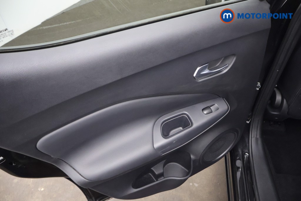 Nissan Juke Tekna Manual Petrol SUV - Stock Number (1648757) - 20th supplementary image
