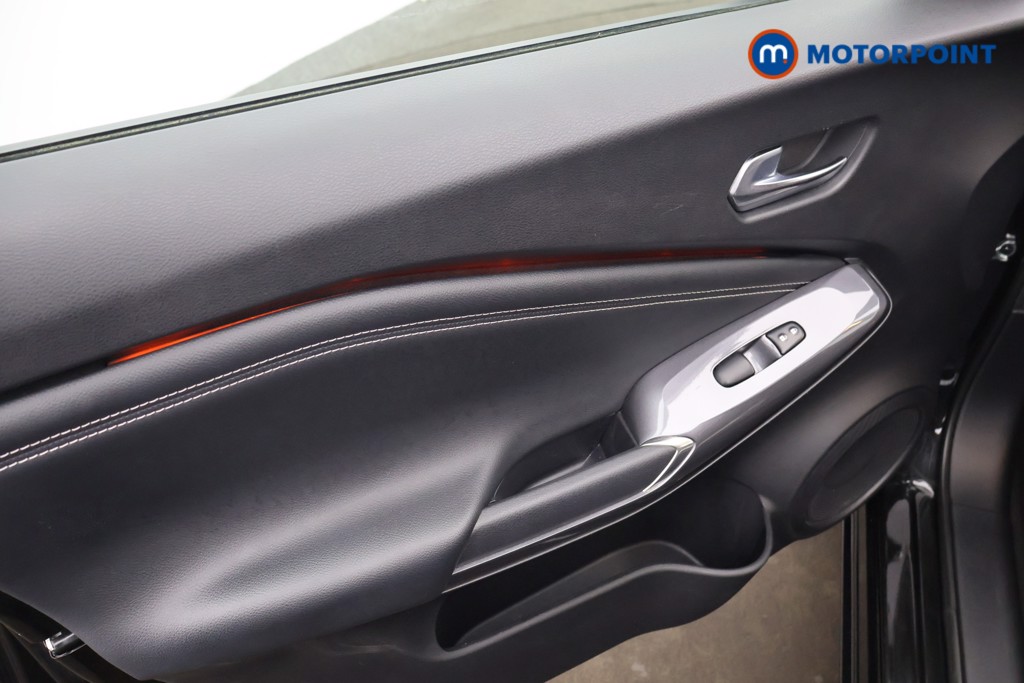 Nissan Juke Tekna Manual Petrol SUV - Stock Number (1648757) - 22nd supplementary image