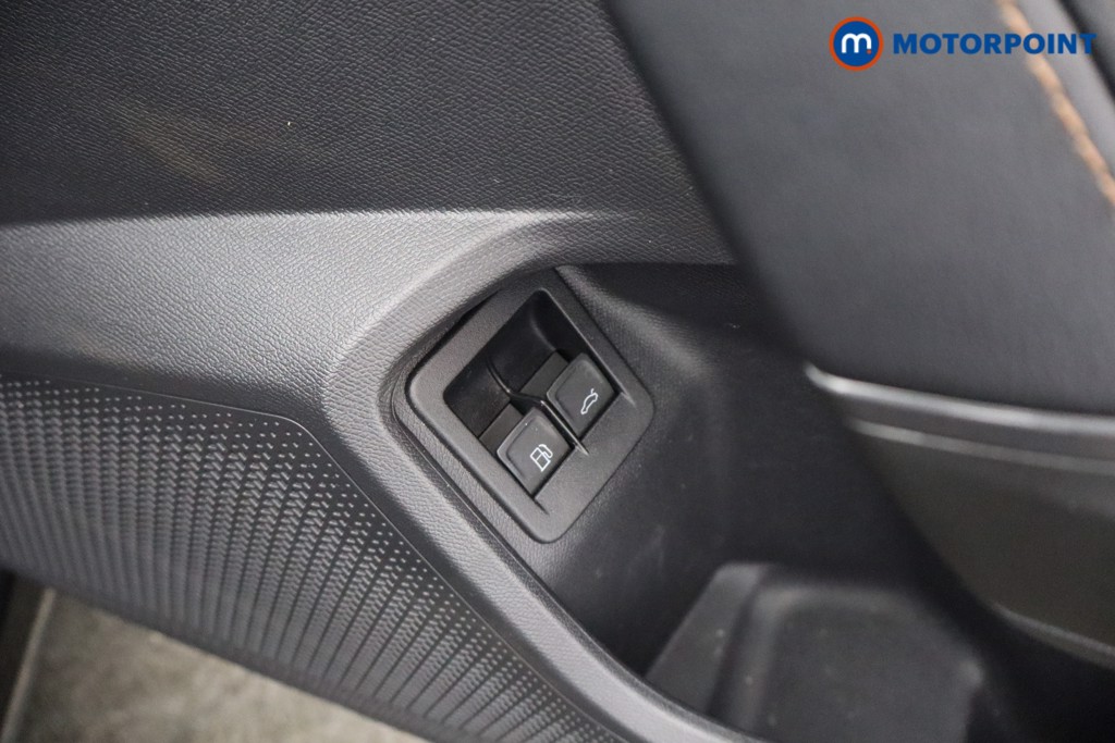 Cupra Formentor V2 Automatic Petrol Plug-In Hybrid SUV - Stock Number (1648787) - 12th supplementary image