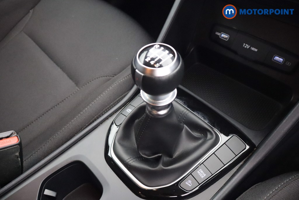 Hyundai Tucson Se Connect Manual Petrol SUV - Stock Number (1648873) - 4th supplementary image