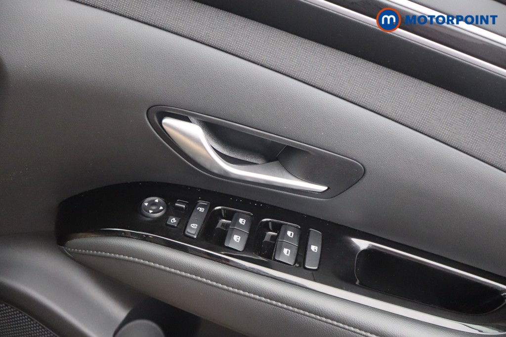Hyundai Tucson Se Connect Manual Petrol SUV - Stock Number (1648873) - 9th supplementary image