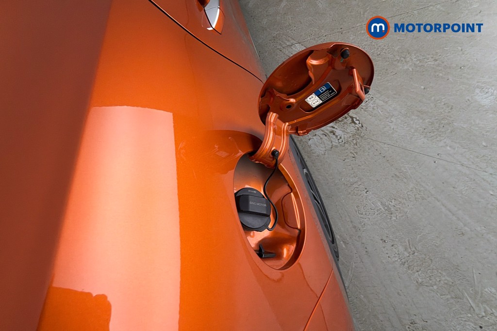Mg Motor Uk ZS Exclusive Manual Petrol SUV - Stock Number (1649010) - 41st supplementary image