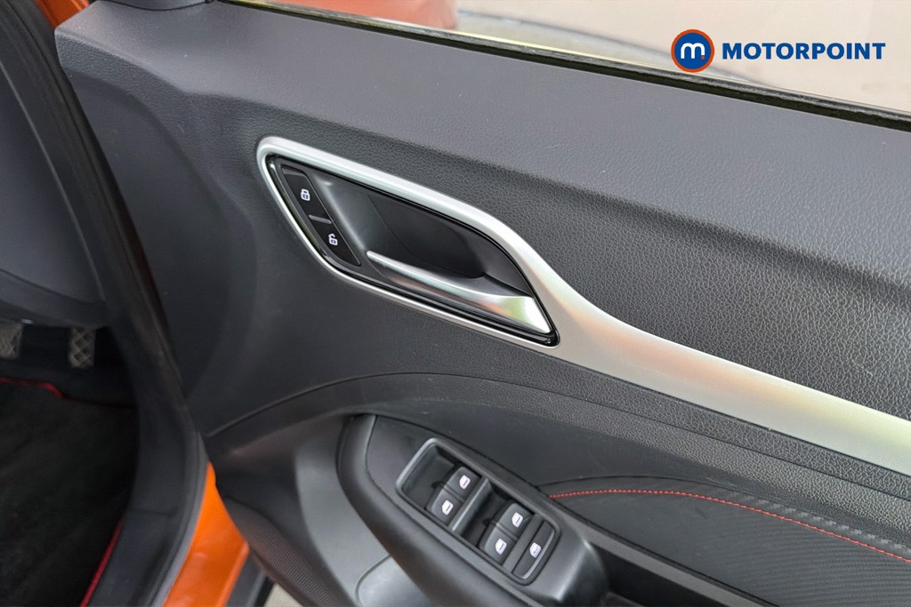 Mg Motor Uk ZS Exclusive Manual Petrol SUV - Stock Number (1649010) - 42nd supplementary image