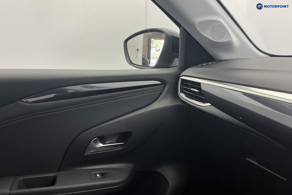 Vauxhall Corsa Elite Edition Manual Petrol Hatchback - Stock Number (1649171) - 19th supplementary image