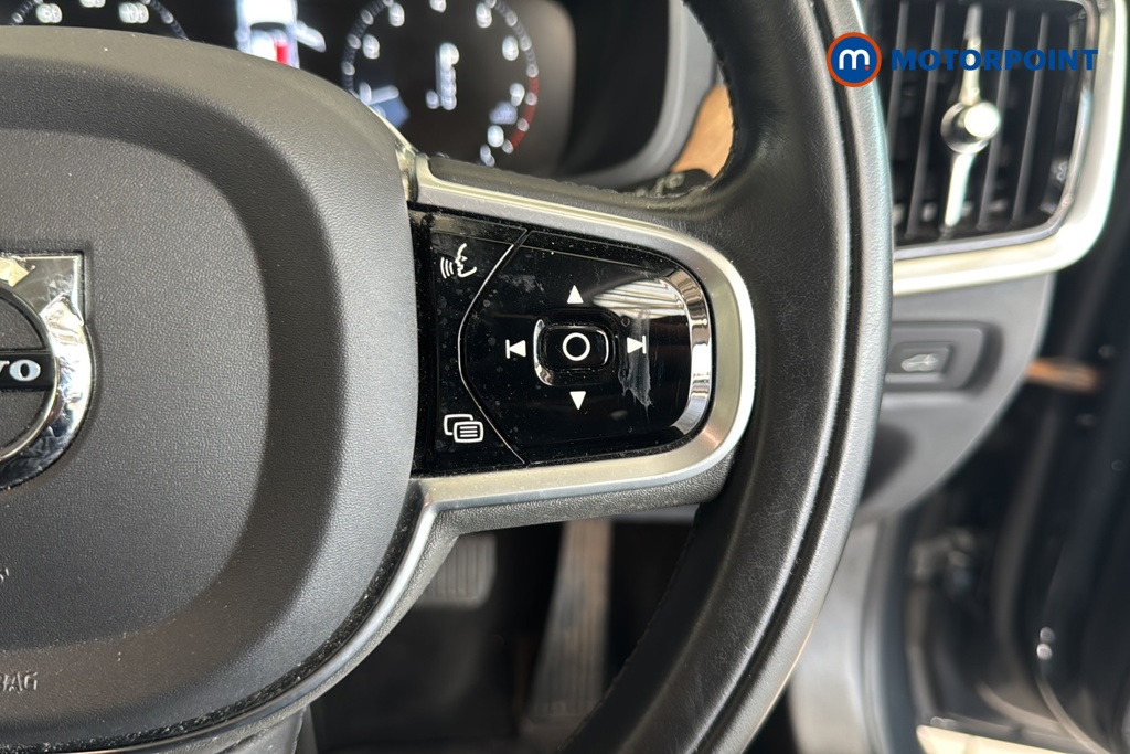 Volvo V90 Inscription Plus Automatic Petrol Estate - Stock Number (1649207) - 3rd supplementary image