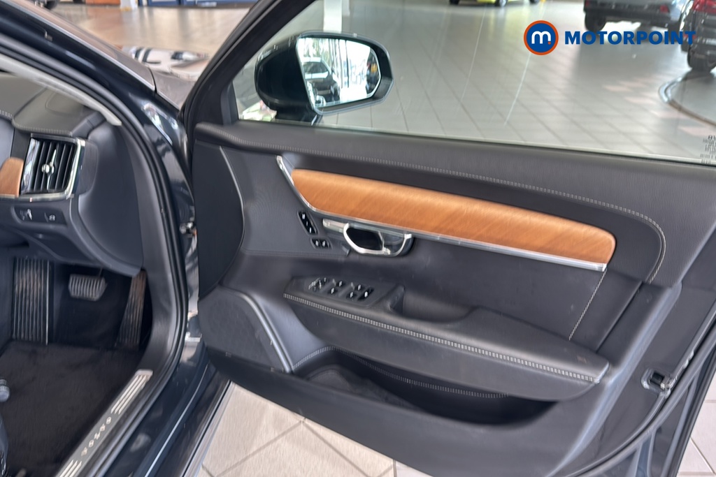 Volvo V90 Inscription Plus Automatic Petrol Estate - Stock Number (1649207) - 18th supplementary image