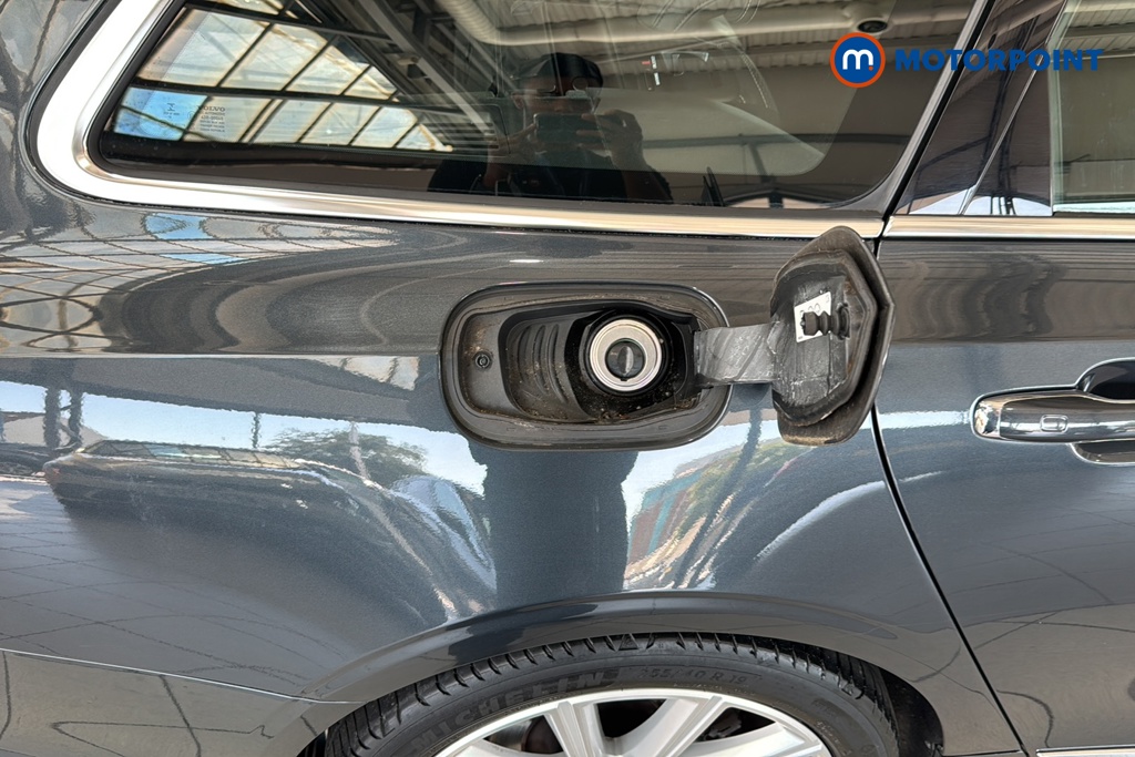 Volvo V90 Inscription Plus Automatic Petrol Estate - Stock Number (1649207) - 41st supplementary image